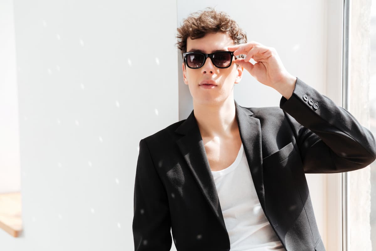 Mens Eyeglasses Fashion Trends: A Guide for UK Men