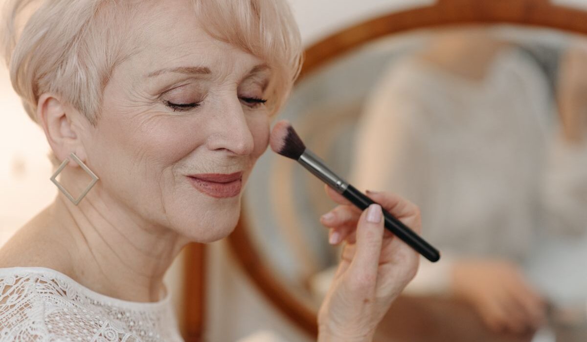 makeup tips for older women