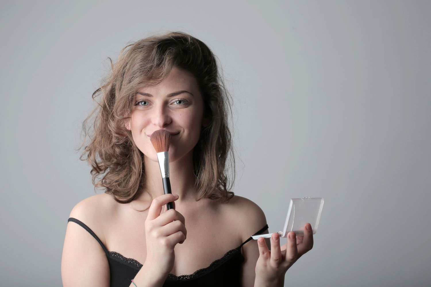 How to Look Good Without Makeup
