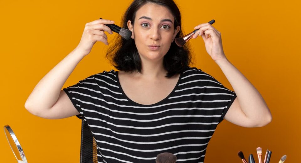 how to apply makeup for beginners